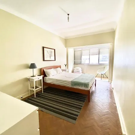 Evd-rentals Olival Bastos בית אירוח