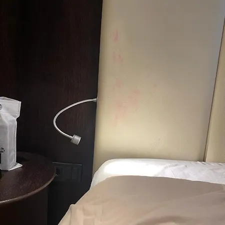 Quarto em Acomodações Particulares Evd-rentals Olival Bastos Lisboa