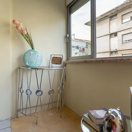 Quarto em Acomodações Particulares Evd-rentals Olival Bastos Lisboa